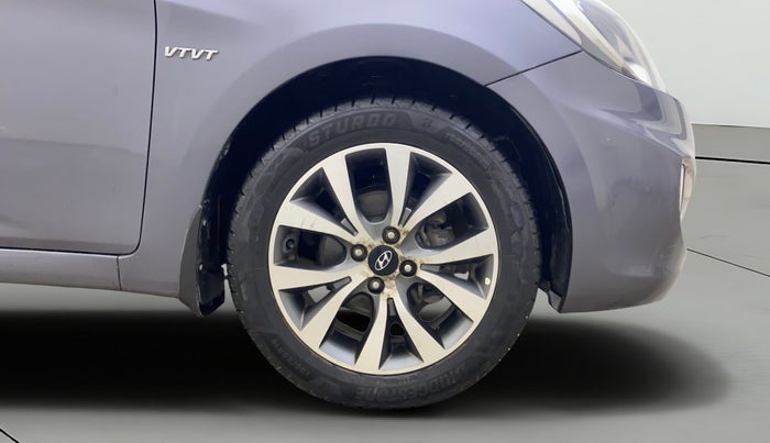 2014 Hyundai Verna FLUIDIC 1.6 VTVT SX, Petrol, Manual, 67,722 km, Right Front Wheel