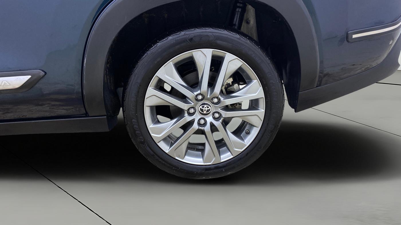 2024 Toyota INNOVA HYCROSS ZX HYBRID 7 STR, Hybrid, Automatic, 3,625 km, Left Rear Wheel