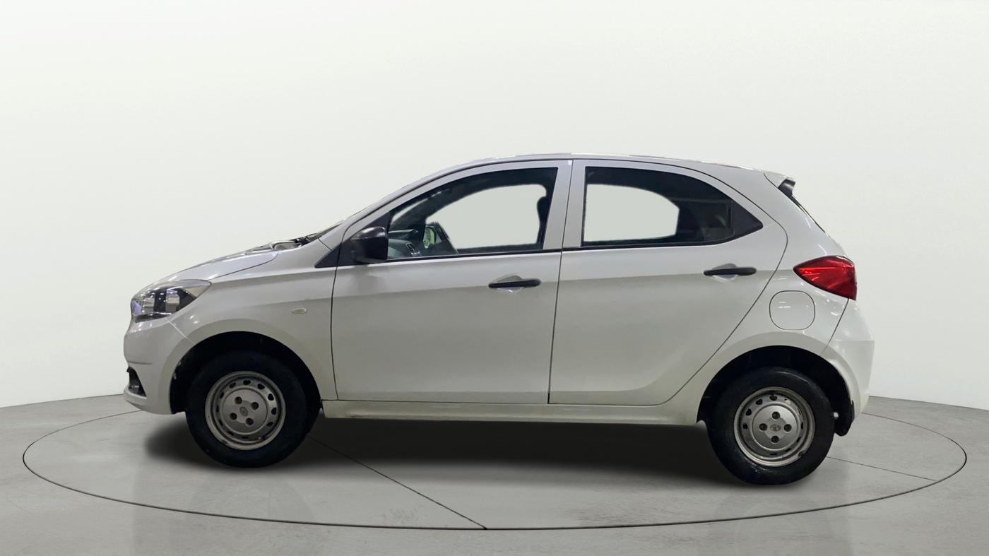 2017 Tata Tiago XM PETROL, Petrol, Manual, 55,831 km, Left Side