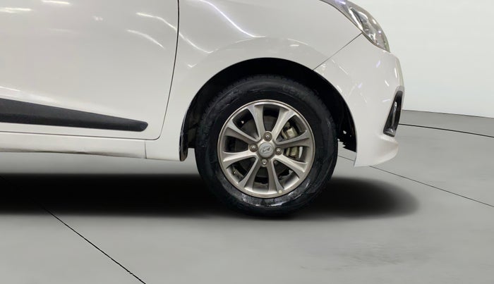 2016 Hyundai Grand i10 ASTA (O) AT 1.2 KAPPA VTVT, Petrol, Automatic, 54,107 km, Right Front Wheel