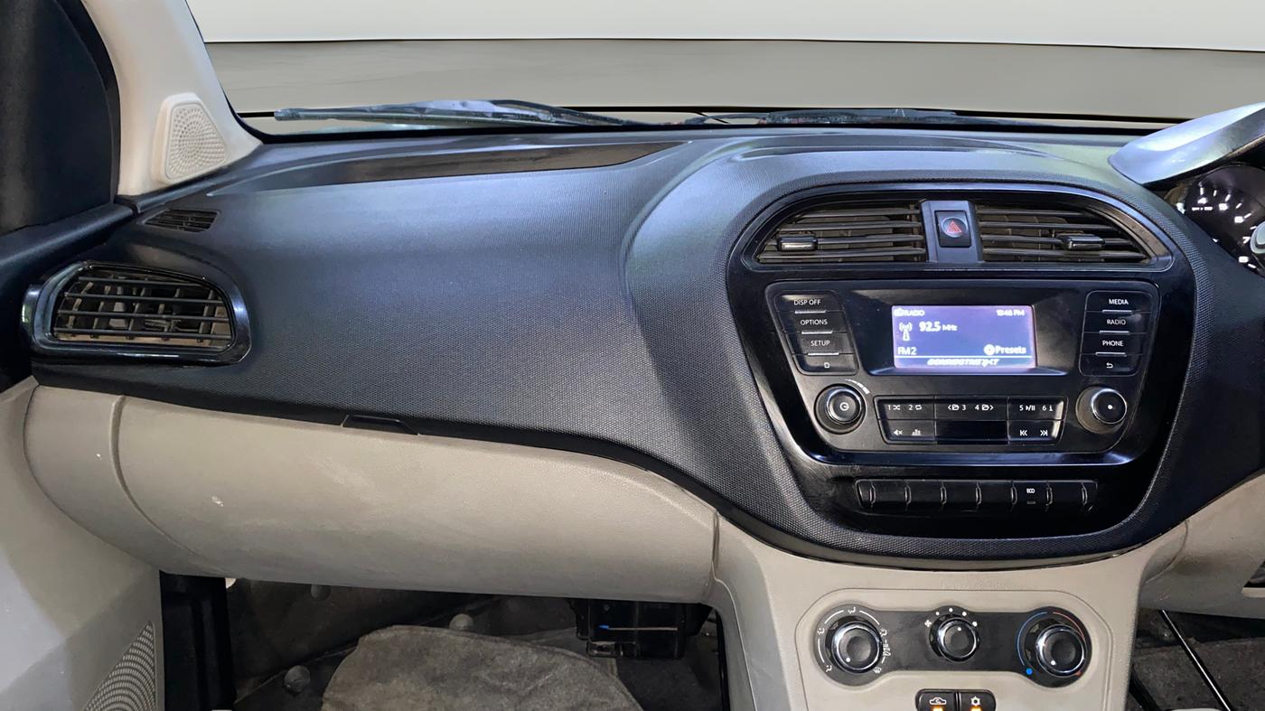 2019 Tata Tiago XT PETROL, Petrol, Manual, 1,08,114 km, Air Conditioner