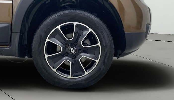 2018 Renault Duster RXS CVT, Petrol, Automatic, 98,805 km, Right Front Wheel