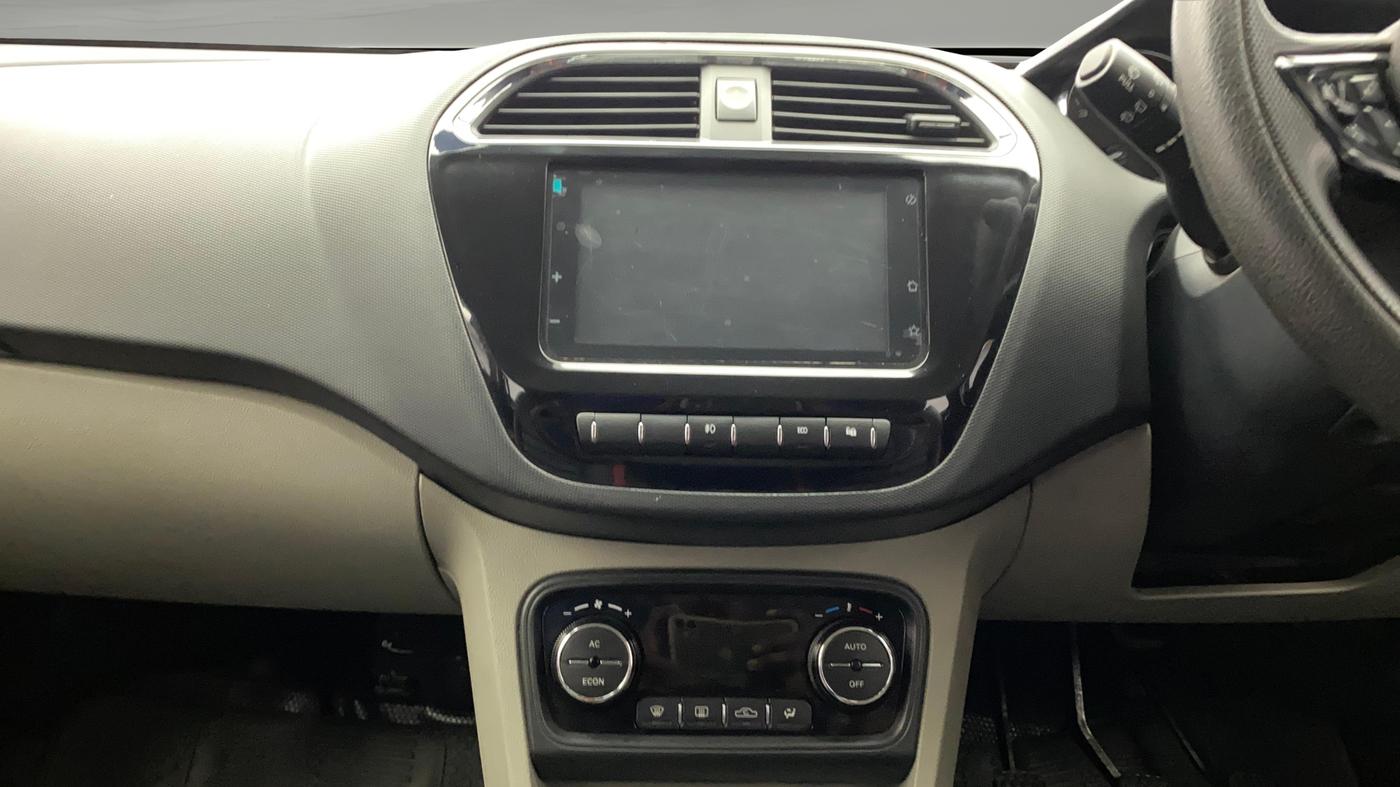 2019 Tata Tiago XZ PLUS PETROL, Petrol, Manual, 33,048 km, Air Conditioner