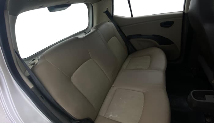 2014 Hyundai i10 MAGNA 1.1, Petrol, Manual, 94,871 km, Right Side Rear Door Cabin
