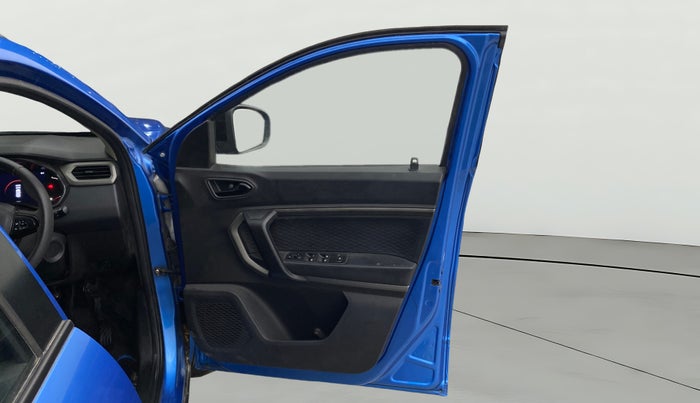 2022 Renault Kiger RXZ TURBO CVT, Petrol, Automatic, 24,574 km, RHS Front Door