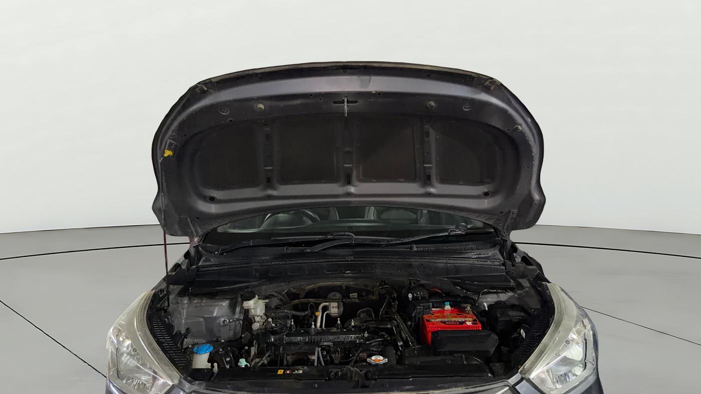2017 Hyundai Creta E PLUS 1.6 PETROL, Petrol, Manual, 35,875 km, Open Bonet