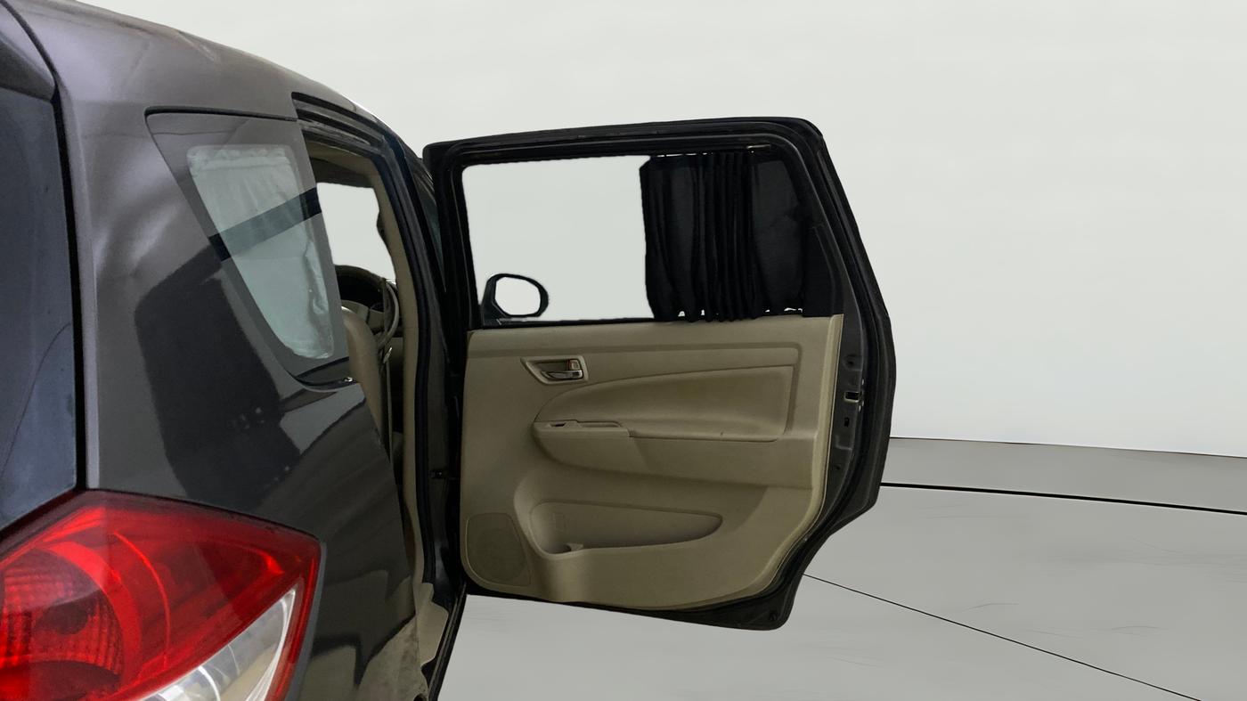 2016 Maruti Ertiga VXI CNG, CNG, Manual, 88,892 km, RHS Rear Door