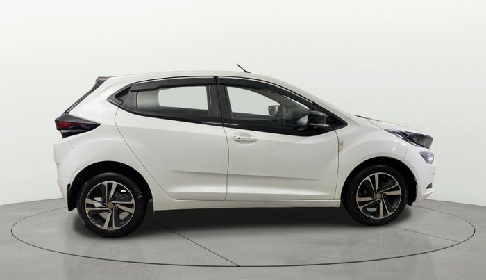 2022 Tata ALTROZ XZ PLUS PETROL, Petrol, Manual, 46,471 km, Right Side View