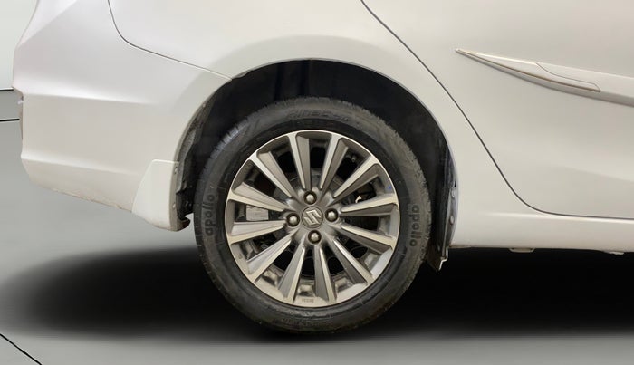 2018 Maruti Ciaz ALPHA  AT 1.5 SHVS PETROL, Petrol, Automatic, 60,510 km, Right Rear Wheel