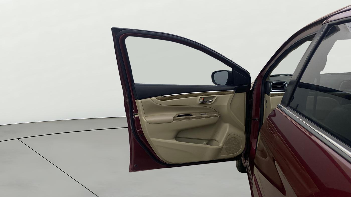 2019 Maruti Ciaz ALPHA  AT 1.5 SHVS PETROL, Petrol, Automatic, 60,463 km, LHS Front Door