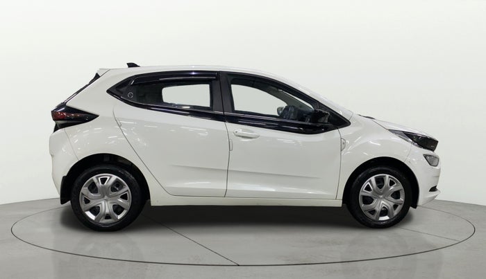 2023 Tata ALTROZ XM PLUS SUNROOF CNG, CNG, Manual, 18,802 km, Right Side View