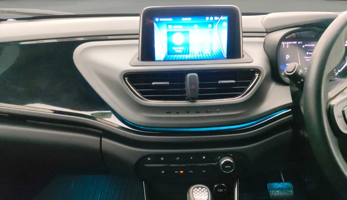 2023 Tata ALTROZ XZA PLUS DARK EDTION, Petrol, Automatic, 20,235 km, Air Conditioner