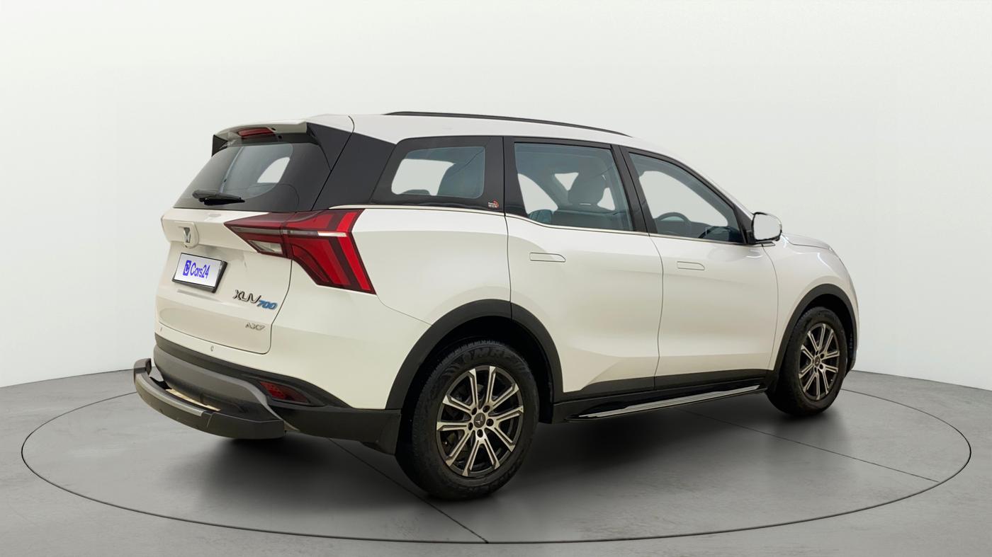 2022 Mahindra XUV700 AX 7 LUXURY P AT 7 STR, Petrol, Automatic, 63,719 km, Right Back Diagonal