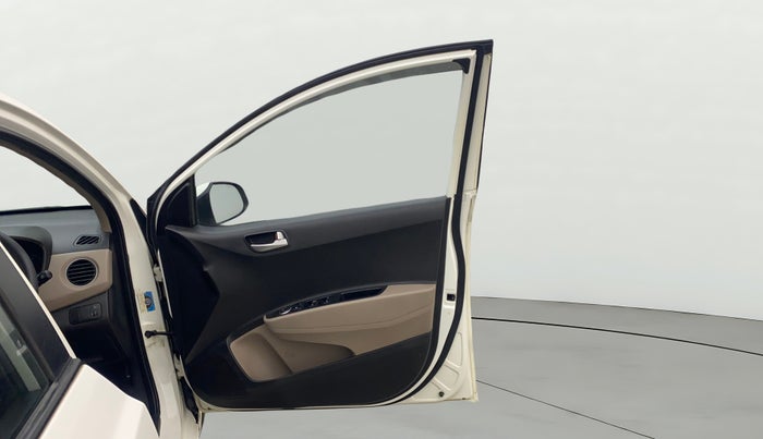 2015 Hyundai Xcent S 1.2, Petrol, Manual, 11,524 km, RHS Front Door