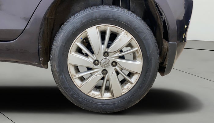 2015 Maruti Swift ZDI, Diesel, Manual, 83,737 km, Left Rear Wheel