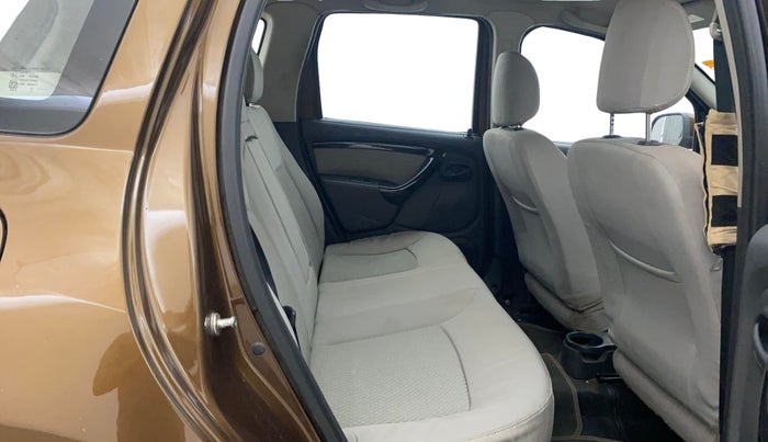 2015 Renault Duster 85 PS RXL DIESEL (OPT), Diesel, Manual, 84,284 km, Right Side Rear Door Cabin