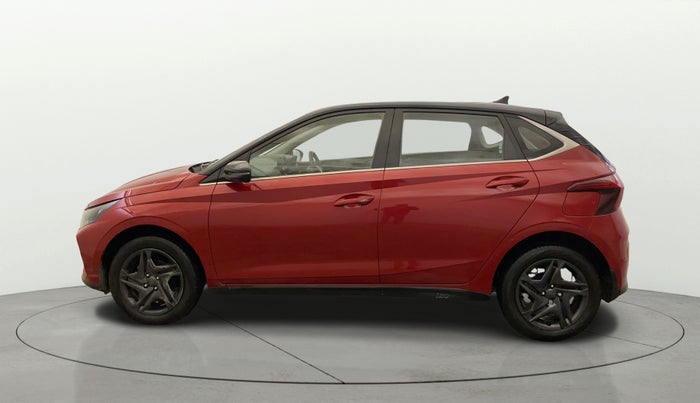 2021 Hyundai NEW I20 SPORTZ 1.2 AT, Petrol, Automatic, 32,918 km, Left Side