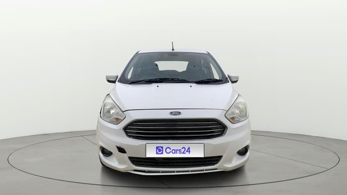 2016 Ford New Figo TITANIUM 1.2 PETROL MT, Petrol, Manual, 1,12,777 km, Front