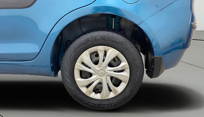 2014 Maruti Swift Dzire VXI, Petrol, Manual, 1,26,963 km, Left Rear Wheel
