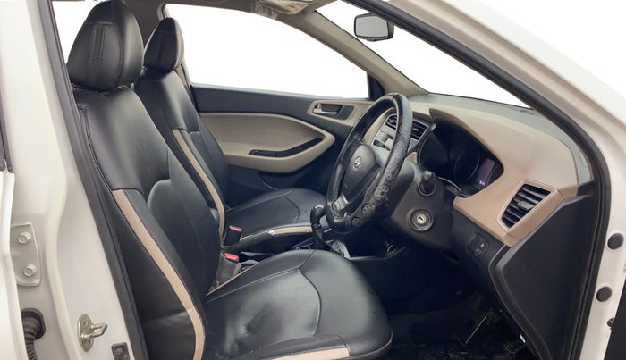 2018 Hyundai Elite i20 MAGNA EXECUTIVE 1.2, Petrol, Manual, 55,085 km, Right Side Front Door Cabin