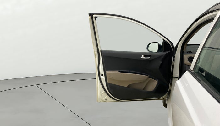 2017 Hyundai Grand i10 SPORTZ (O) AT 1.2 KAPPA VTVT, Petrol, Automatic, 66,322 km, LHS Front Door