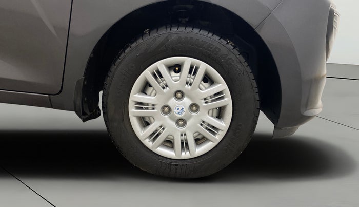 2021 Hyundai NEW SANTRO MAGNA, Petrol, Manual, 77,117 km, Right Front Wheel