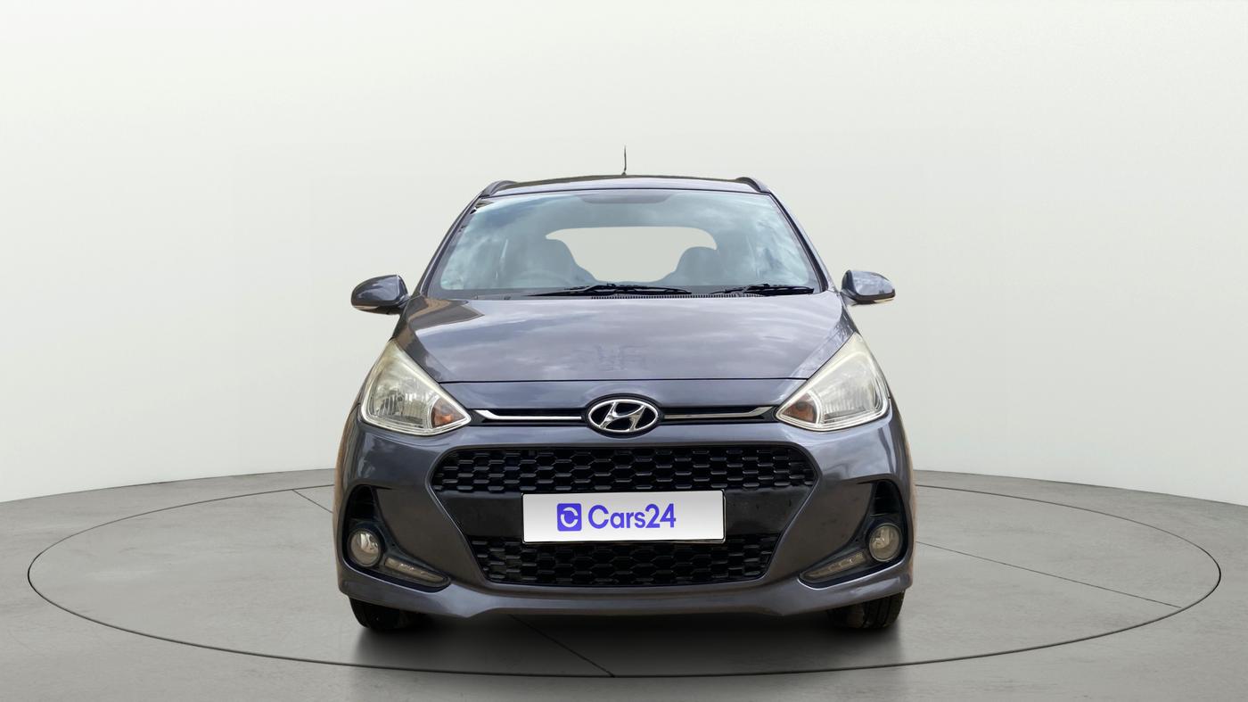 2017 Hyundai Grand i10 SPORTZ (O) 1.2 KAPPA VTVT, Petrol, Manual, 1,22,106 km, Front