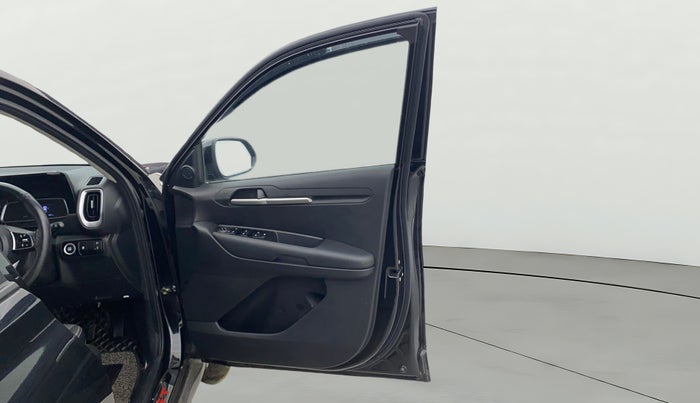 2023 KIA SONET HTK PLUS 1.0 IMT, Petrol, Manual, 1,687 km, RHS Front Door