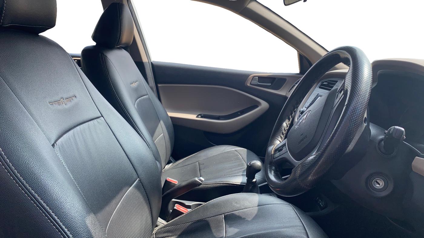 2017 Hyundai Elite i20 ASTA 1.2, Petrol, Manual, 54,520 km, Right Side Front Door Cabin