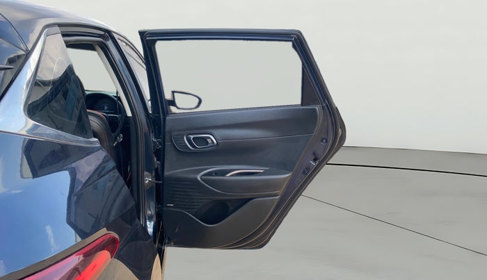 2022 Hyundai NEW I20 ASTA 1.2 MT, Petrol, Manual, 19,916 km, RHS Rear Door