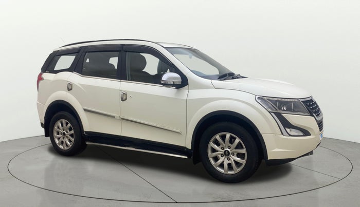 2020 Mahindra XUV500 W9, Diesel, Manual, 69,539 km, Right Front Diagonal