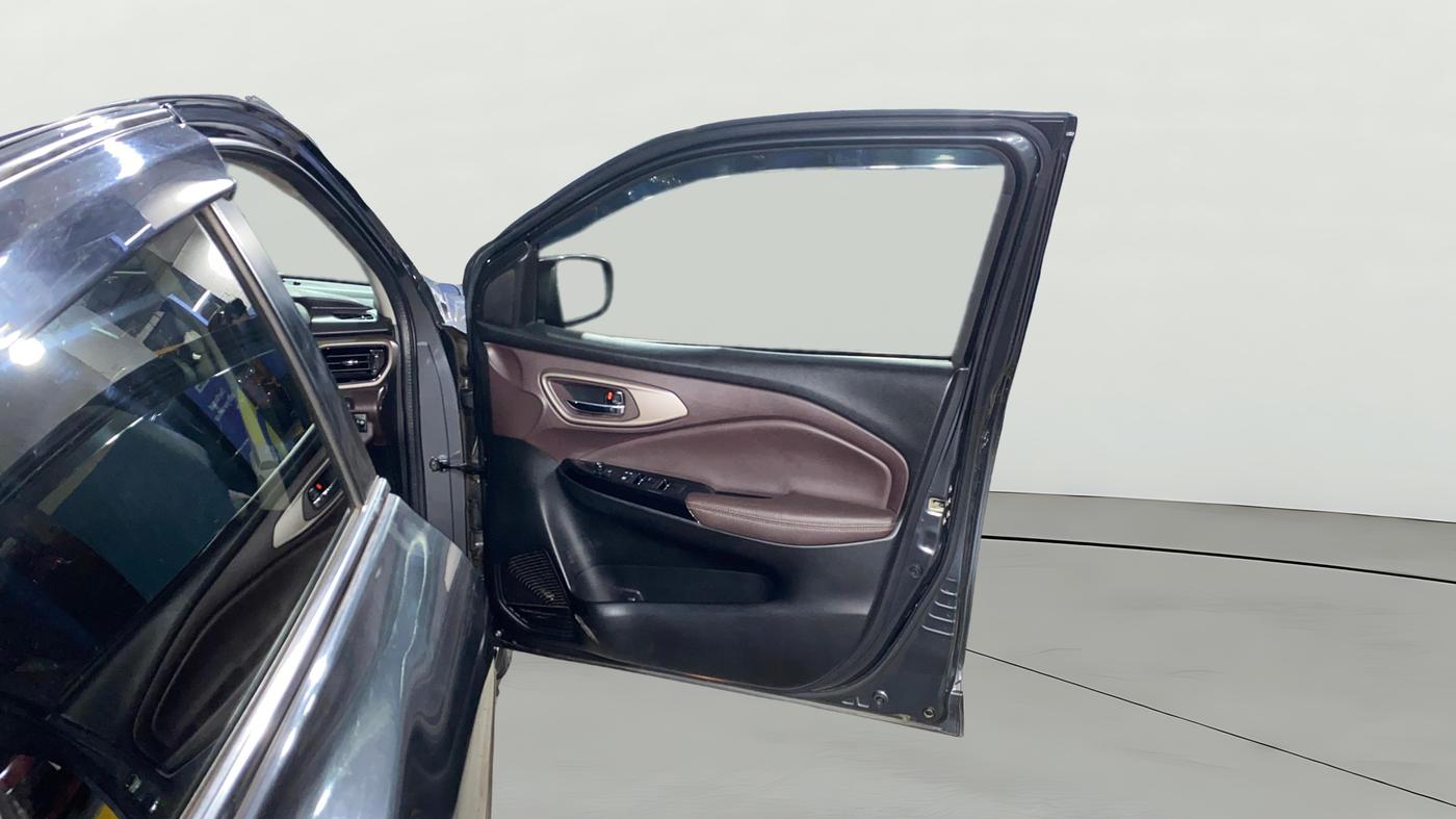 2023 Maruti FRONX ZETA 1.0L TURBO 6 AT, Petrol, Automatic, 34,068 km, RHS Front Door