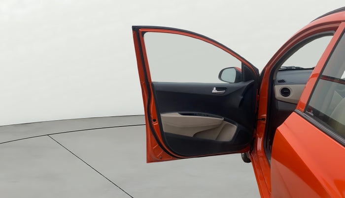 2017 Hyundai Grand i10 SPORTZ (O) 1.2 KAPPA VTVT, Petrol, Manual, 28,929 km, LHS Front Door