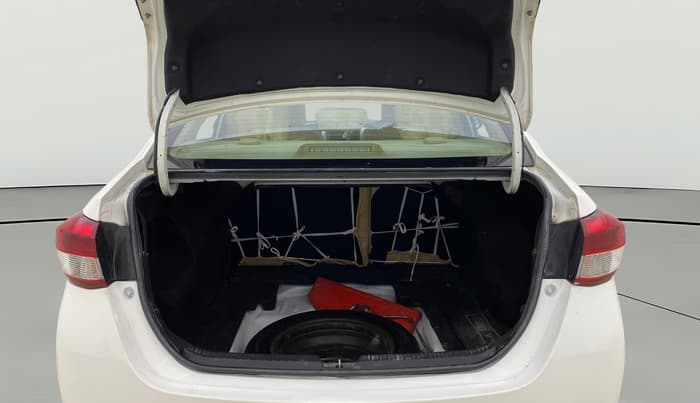2018 Toyota YARIS G MT, Petrol, Manual, 1,12,063 km, Boot Open Zoomed View
