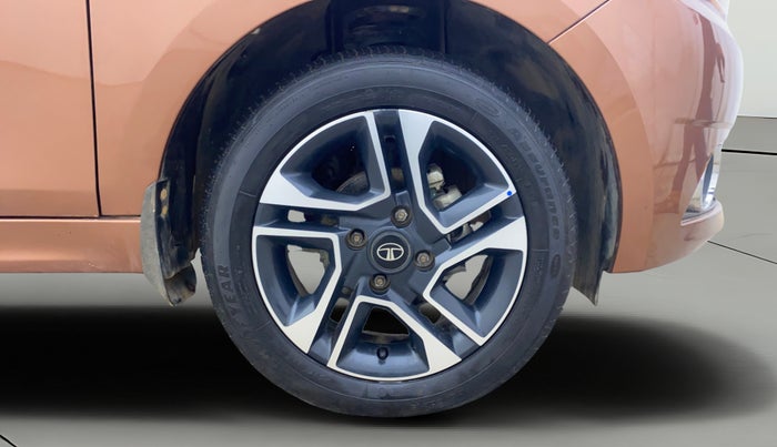 2018 Tata TIGOR XZA PETROL, Petrol, Automatic, 21,988 km, Right Front Wheel