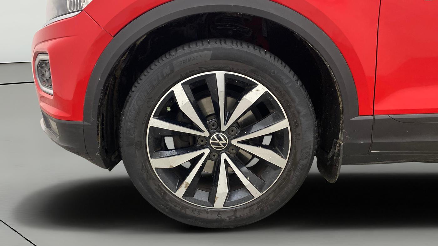 2021 Volkswagen T-ROC 1.5 TSI AT, Petrol, Automatic, 1,20,900 km, Left Front Wheel
