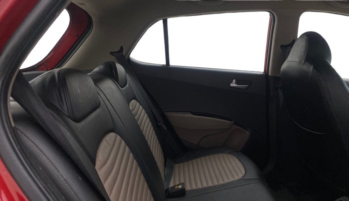 2017 Hyundai Grand i10 SPORTZ (O) 1.2 KAPPA VTVT, Petrol, Manual, 48,293 km, Right Side Rear Door Cabin