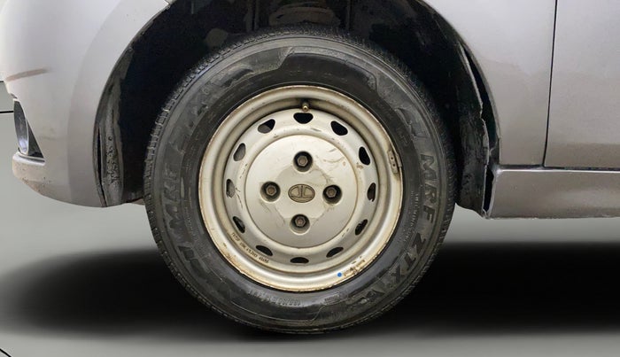 2018 Tata Tiago XM PETROL, Petrol, Manual, 43,885 km, Left Front Wheel