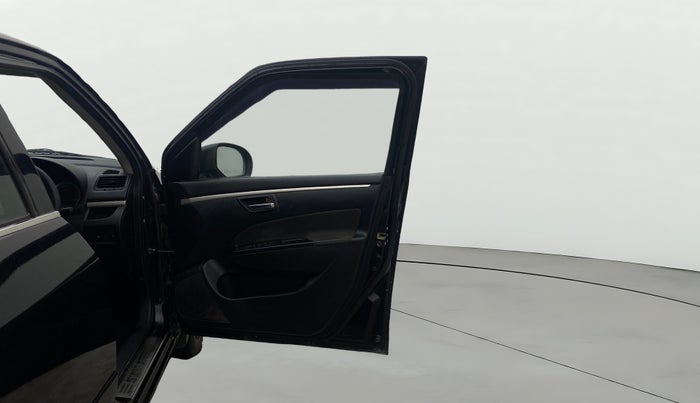 2013 Maruti Swift VDI, Diesel, Manual, 1,38,494 km, RHS Front Door