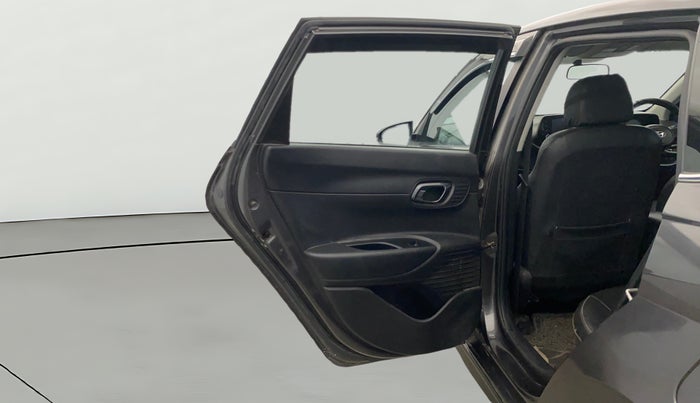 2022 Hyundai NEW I20 SPORTZ 1.2 MT, Petrol, Manual, 47,748 km, LHS Rear Door