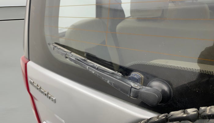 2019 Mahindra TUV300 T10, Diesel, Manual, 32,275 km, Rear Wiper