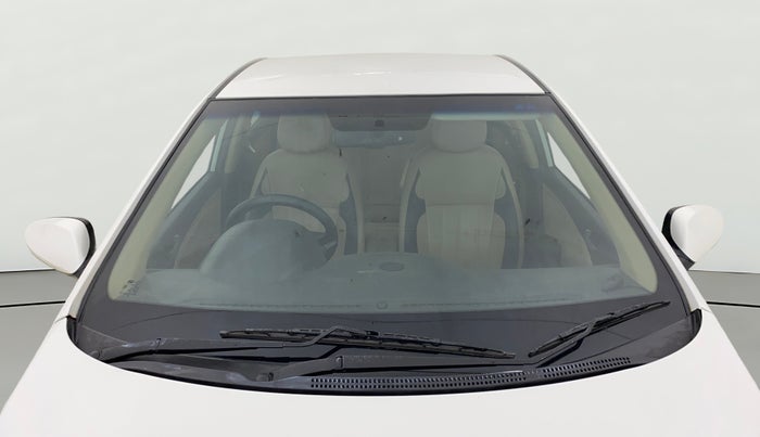 2016 Hyundai Verna 1.6 VTVT SX, CNG, Manual, 80,368 km, Front Windshield