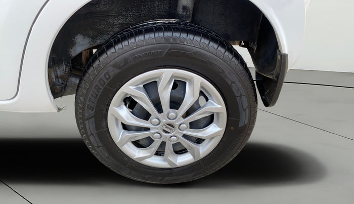2016 Datsun Redi Go T (O), Petrol, Manual, 29,508 km, Left Rear Wheel