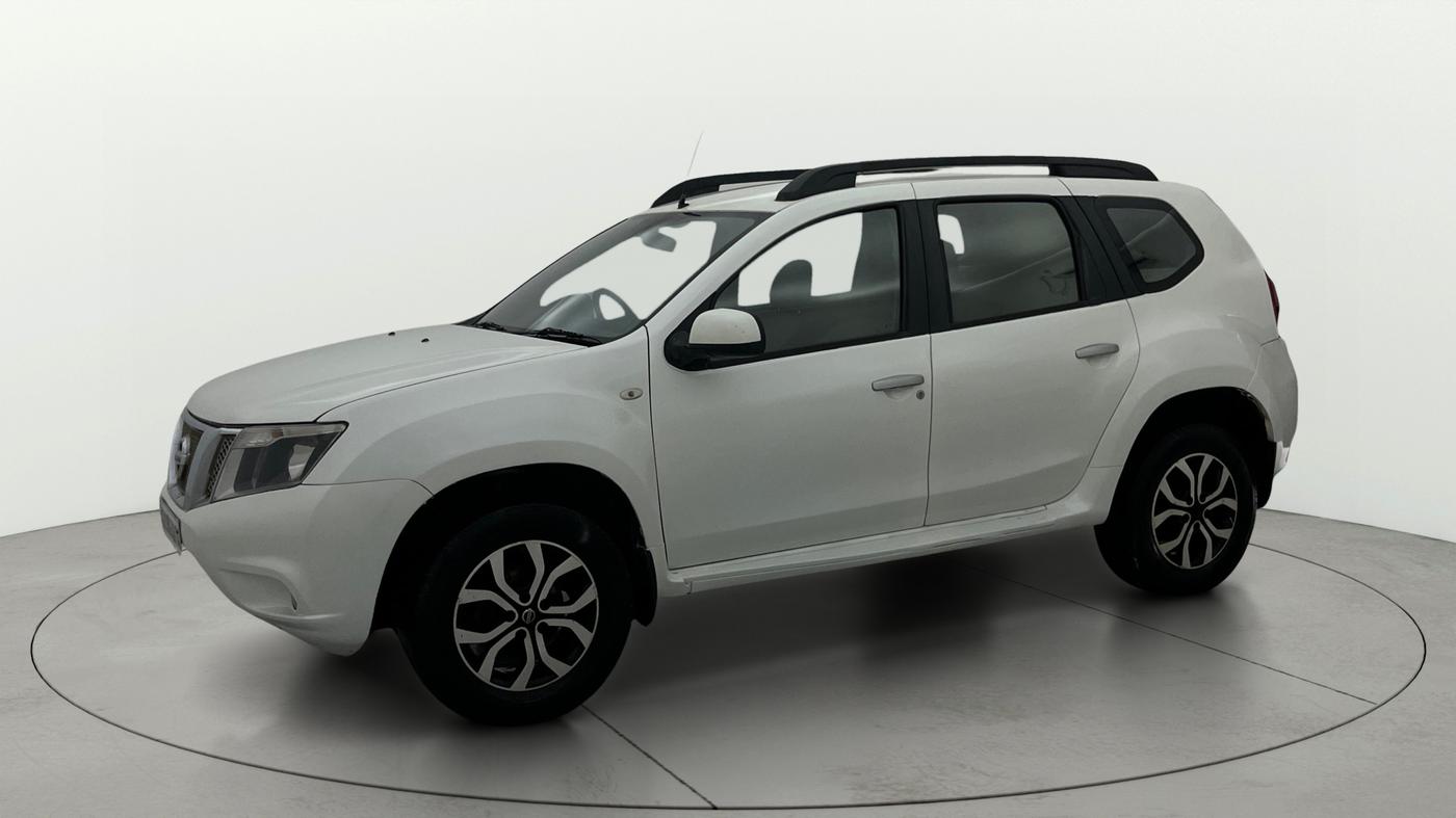 2015 Nissan Terrano XL O (D), Diesel, Manual, 91,042 km, Left Front Diagonal
