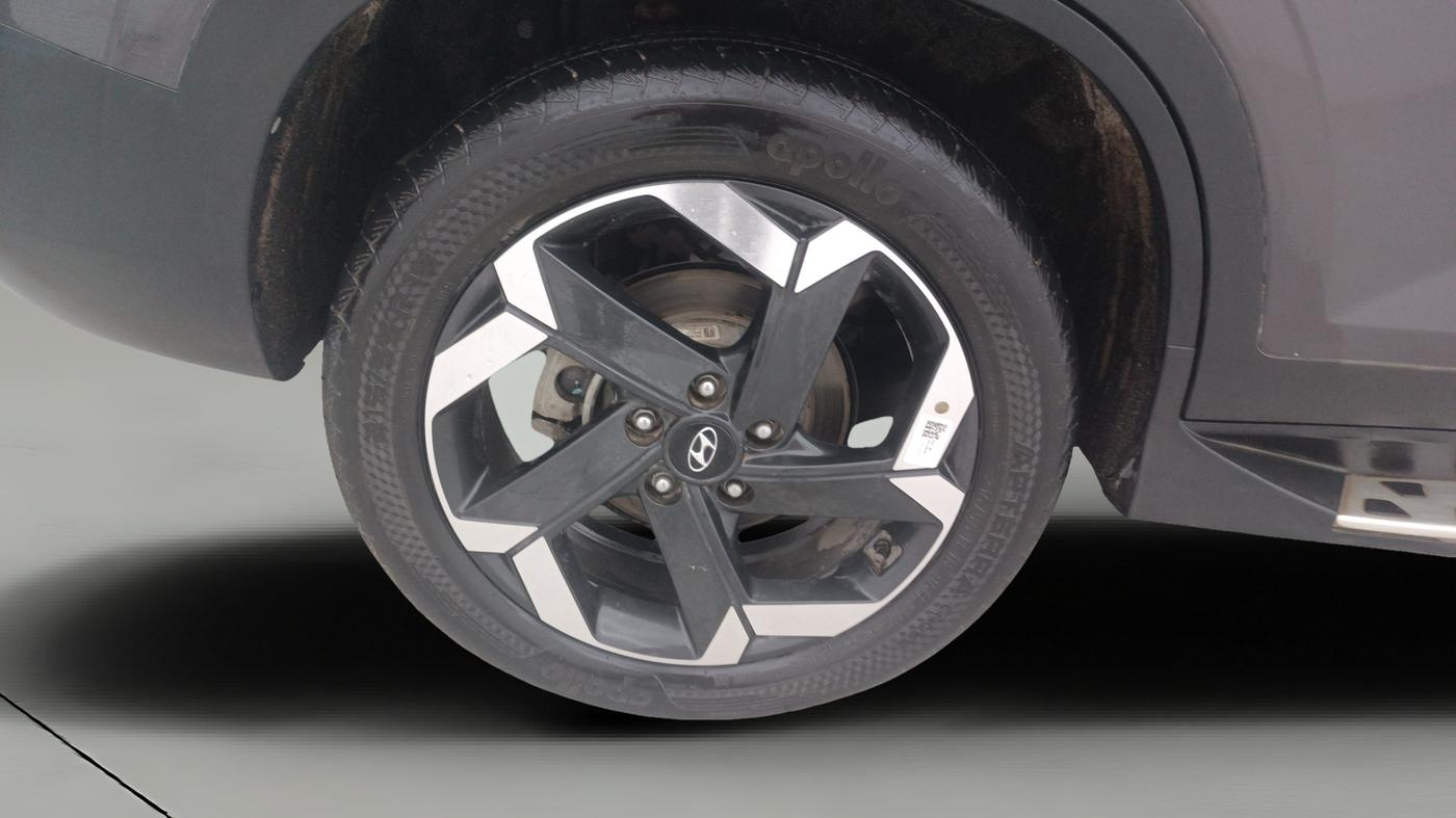 2021 Hyundai ALCAZAR PLATINUM(O) 7STR 1.5 AT, Diesel, Automatic, 52,880 km, Right Rear Wheel