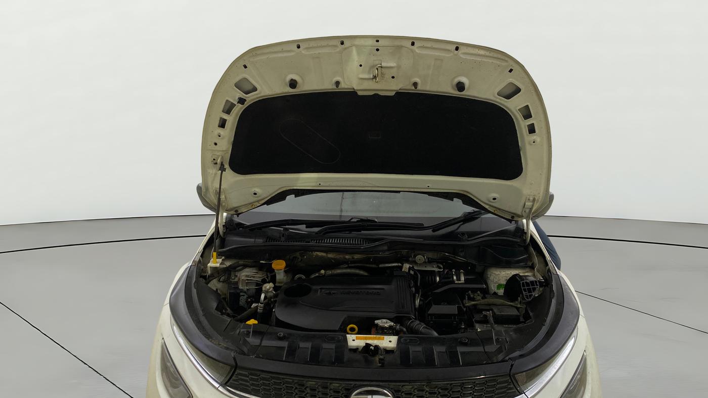 2023 Tata ALTROZ XT DIESEL, Diesel, Manual, 47,901 km, Open Bonet