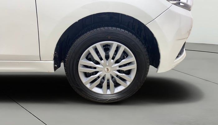 2016 Tata Tiago XT PETROL, Petrol, Manual, 69,660 km, Right Front Wheel
