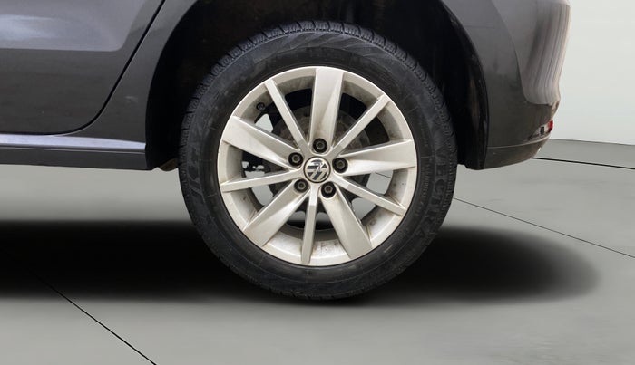 2016 Volkswagen Polo HIGHLINE1.2L, Petrol, Manual, 73,293 km, Left Rear Wheel