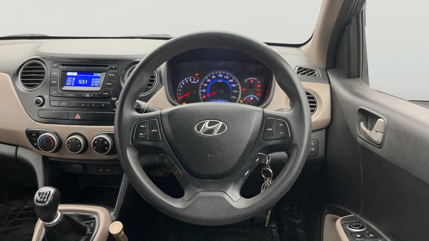 2015 Hyundai Grand i10 SPORTZ 1.2 KAPPA VTVT, Petrol, Manual, 2,000 km, Steering Wheel Close Up