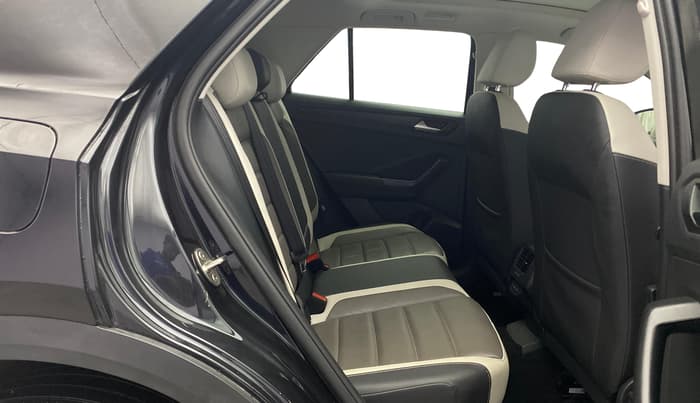 2021 Volkswagen T-ROC 1.5 TSI AT, Petrol, Automatic, 62,708 km, Right Side Rear Door Cabin